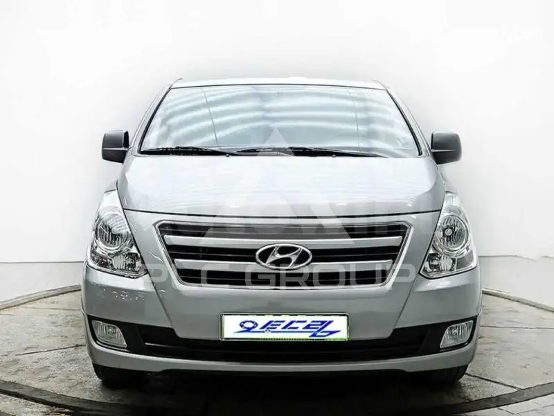 2018 Hyundai Starex