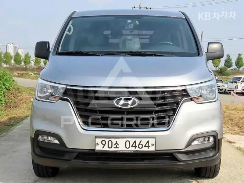 2018 Hyundai Starex