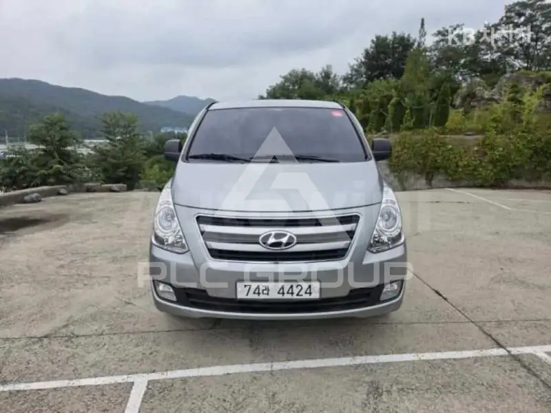 2018 Hyundai Starex