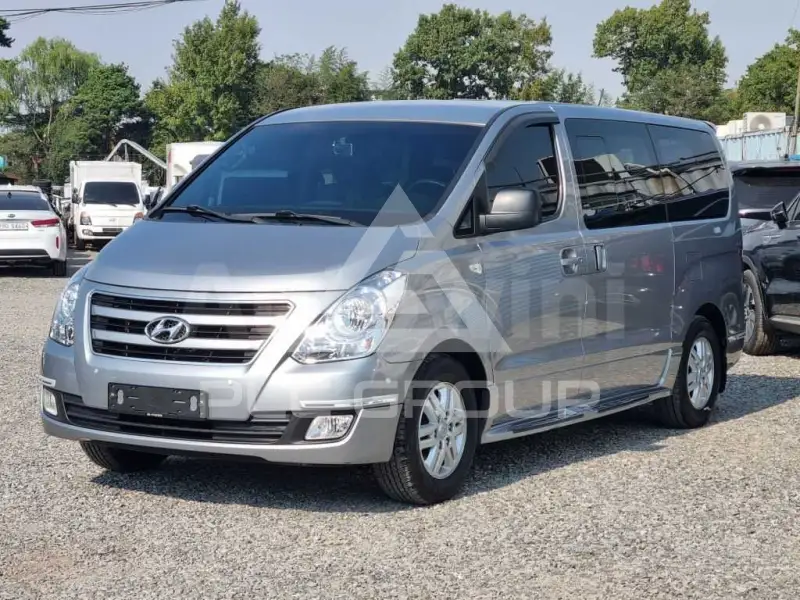 2018 Hyundai Starex