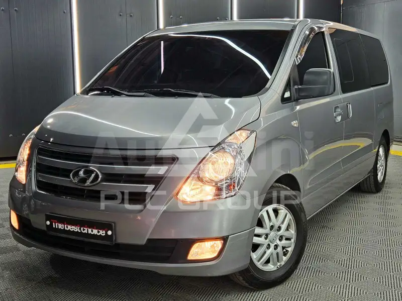 2018 Hyundai Starex