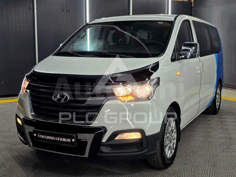 2018 Hyundai Starex