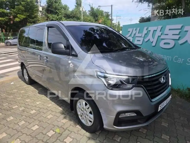 2018 Hyundai Starex