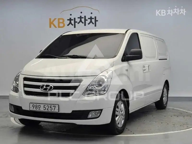 2018 Hyundai Starex
