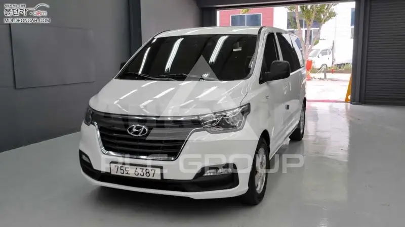 2018 Hyundai Starex