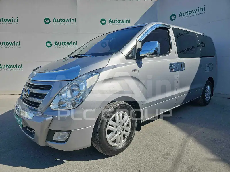 2018 Hyundai Starex
