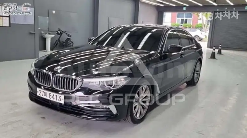 2019 BMW 523