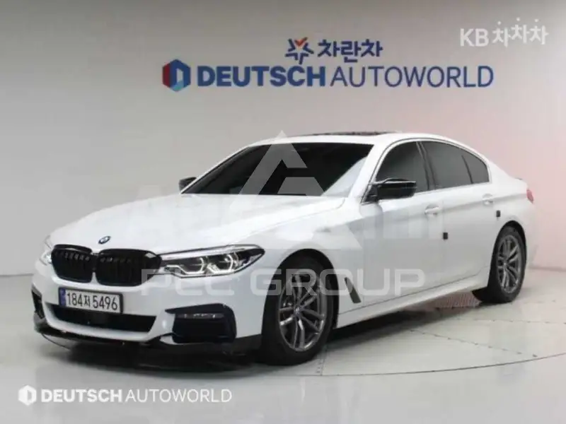 2019 BMW 523