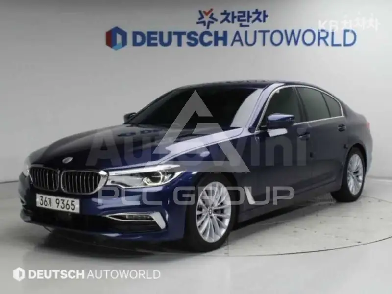 2019 BMW 523