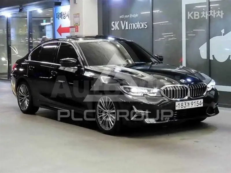 2019 BMW 330