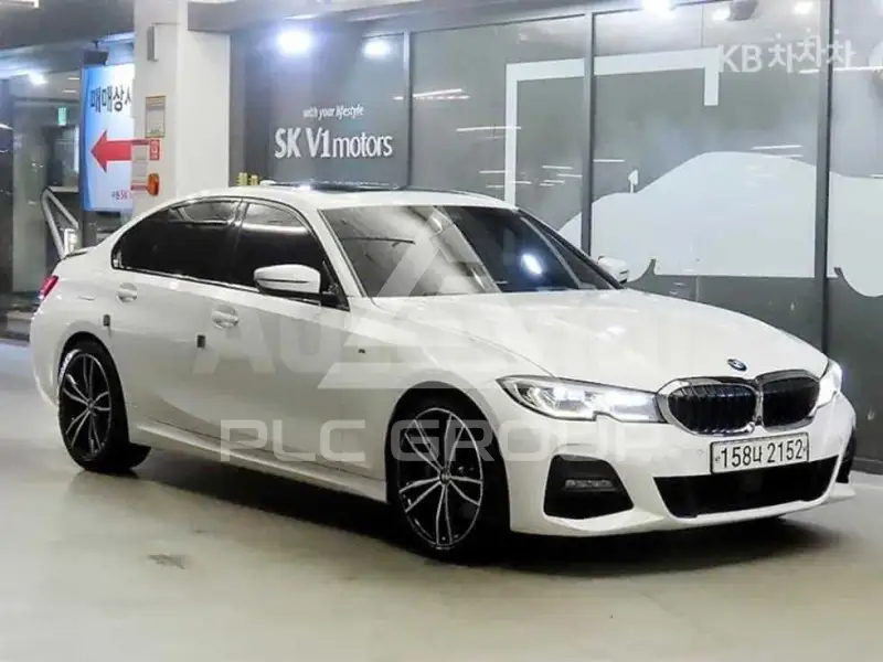 2019 BMW 330