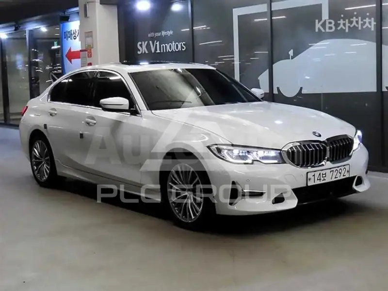 2019 BMW 330