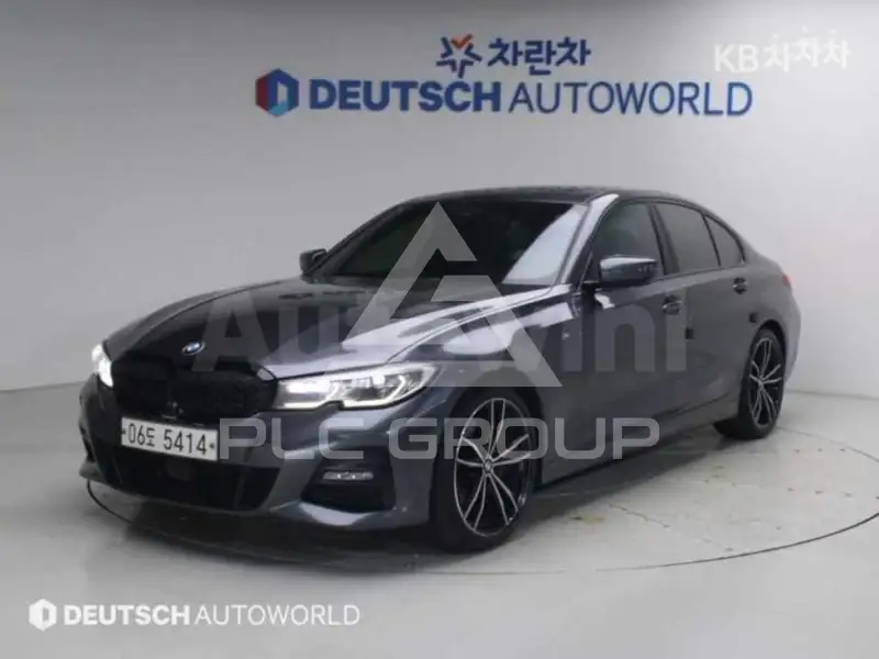 2019 BMW 330