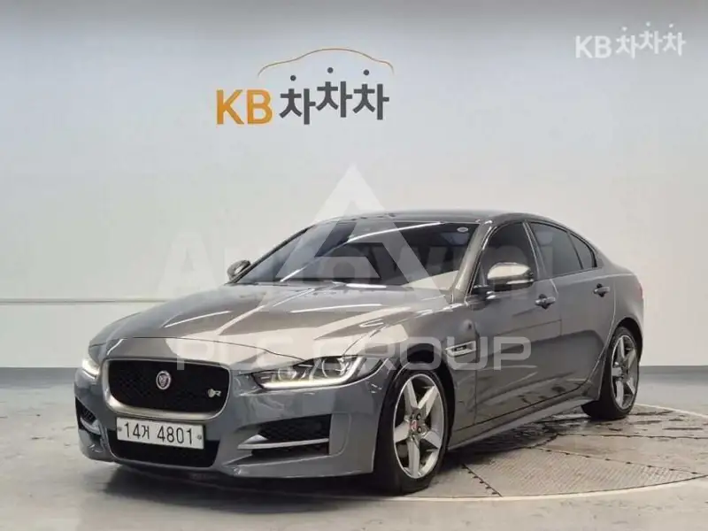 2019 Jaguar XE