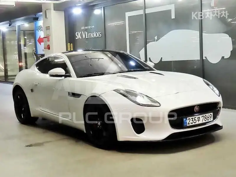 2019 Jaguar F-PACE