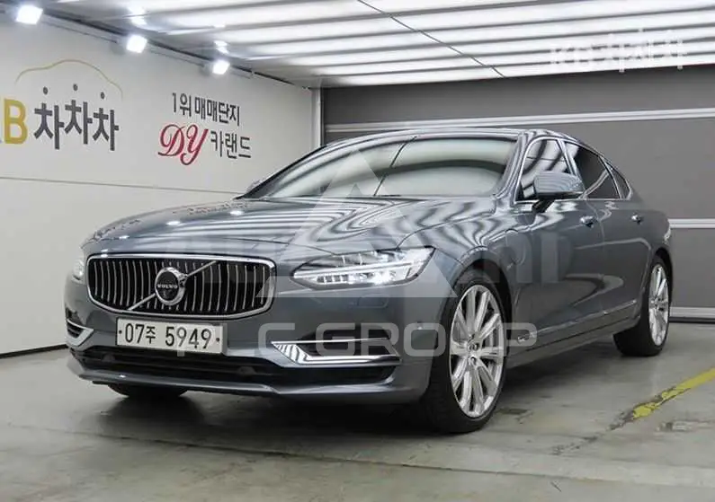 2019 Volvo S90