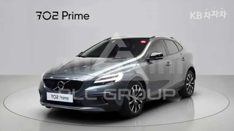 2019 Volvo V40