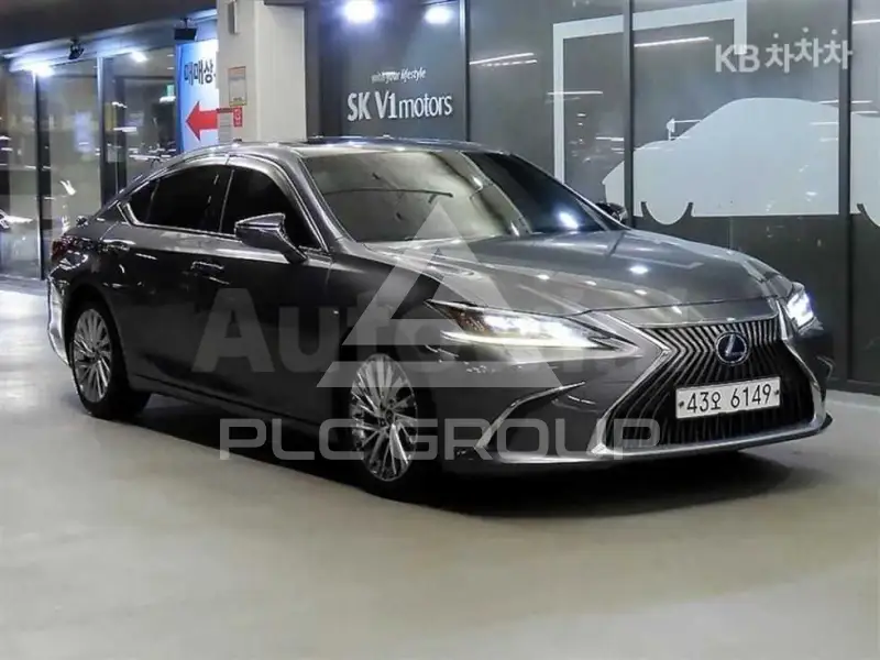 2019 Lexus ES