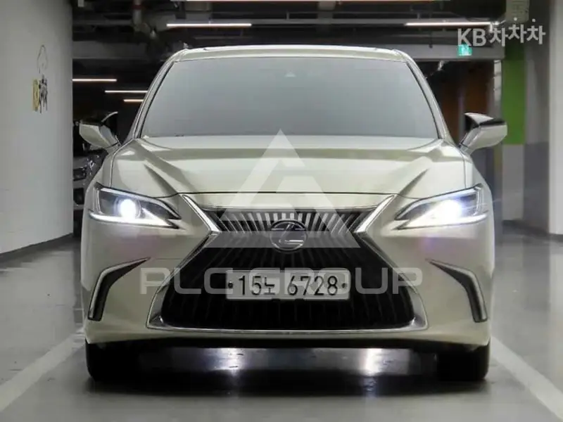 2019 Lexus ES