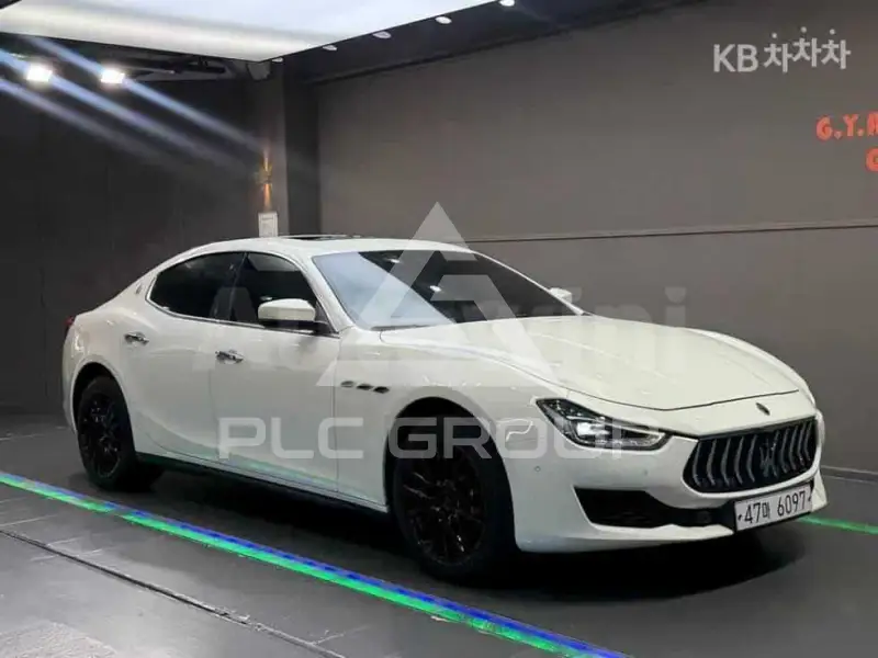 2019 Maserati GHIBLI