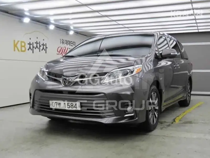 2019 Toyota SIENNA