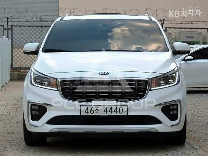 2019 KIA Carnival