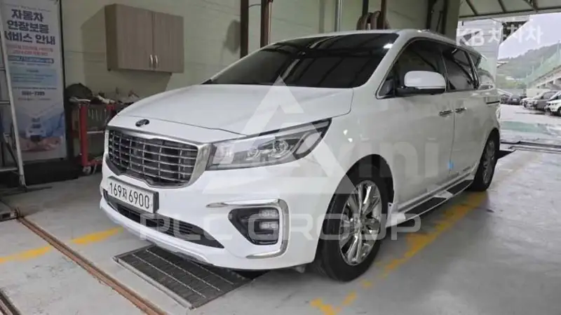2019 KIA Carnival
