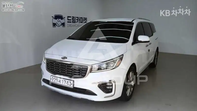 2019 KIA Carnival