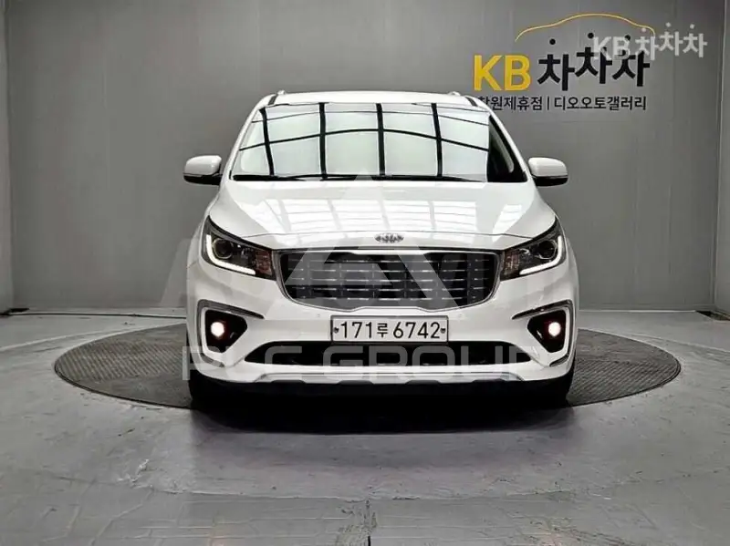 2019 KIA Carnival