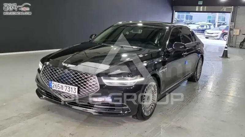 2019 Genesis G90