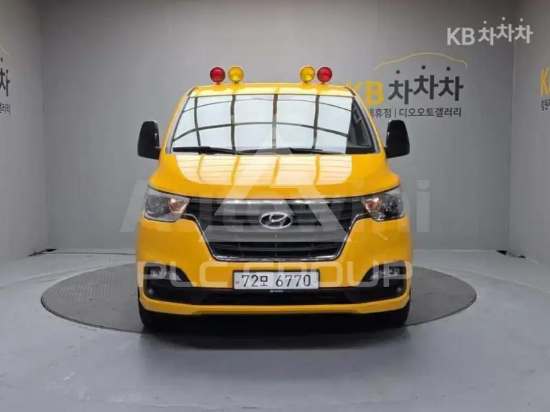 2019 Hyundai Starex