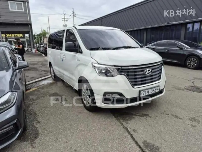 2019 Hyundai Starex