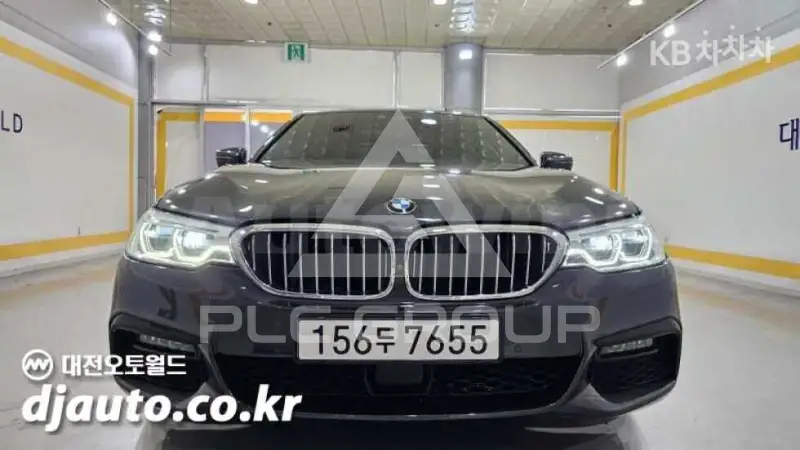 2020 BMW 523