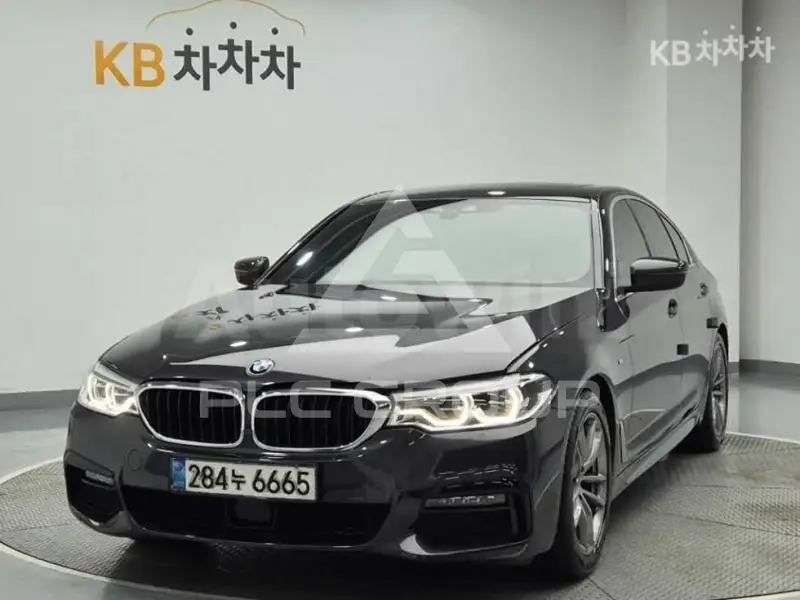 2020 BMW 523