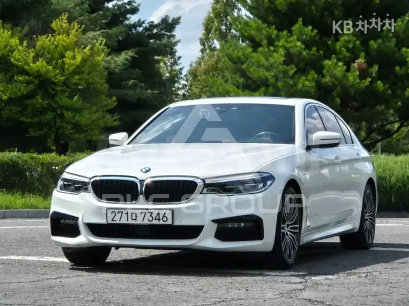 2020 BMW 523