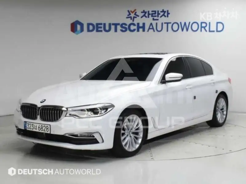 2020 BMW 523