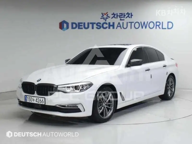 2020 BMW 523