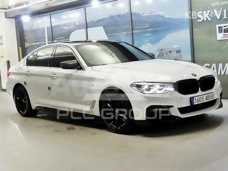 2020 BMW 523