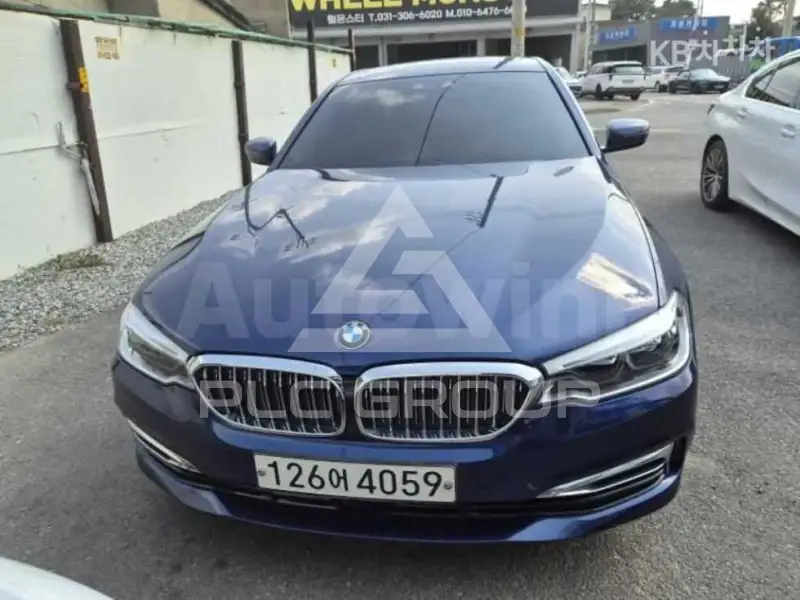 2020 BMW 523