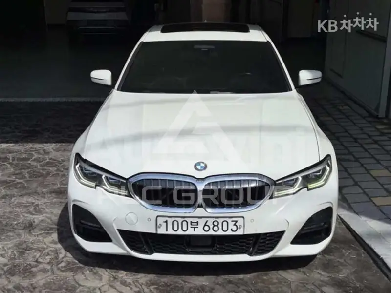 2020 BMW 330