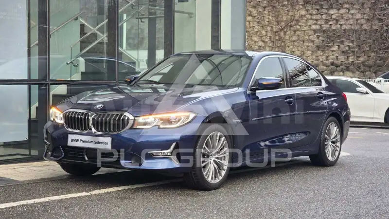2020 BMW 330