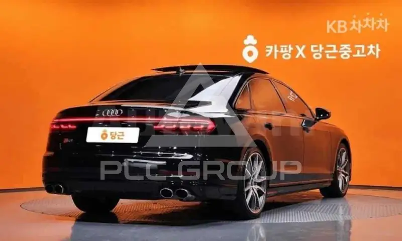 2020 Audi S8