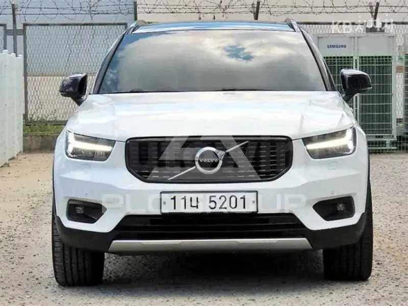 2020 Volvo XC40