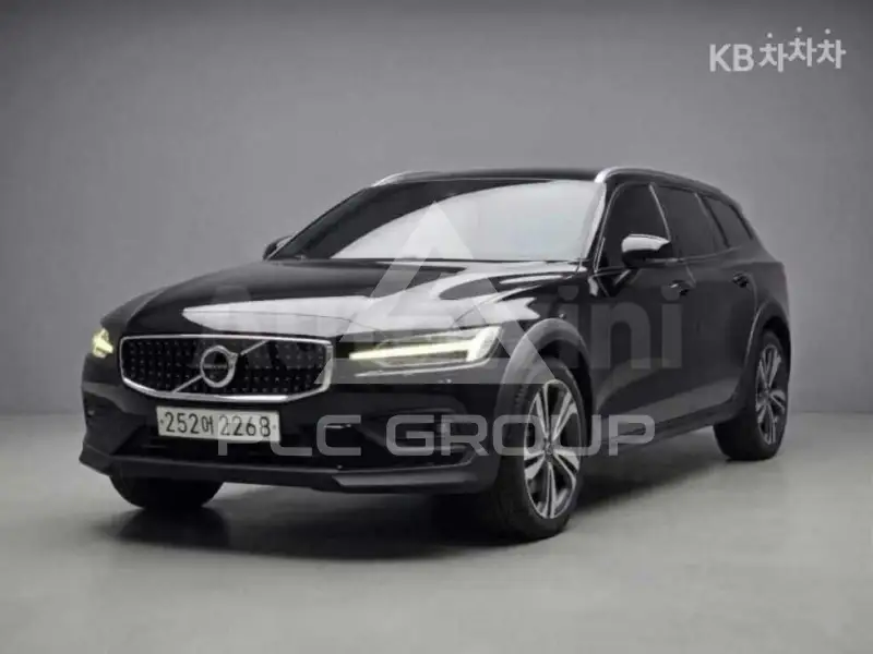 2020 Volvo V60