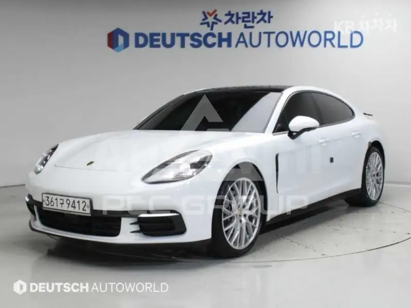 2020 Porsche Panamera