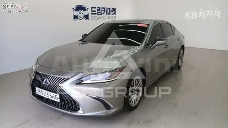 2020 Lexus ES