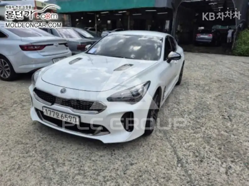 2020 KIA Stinger