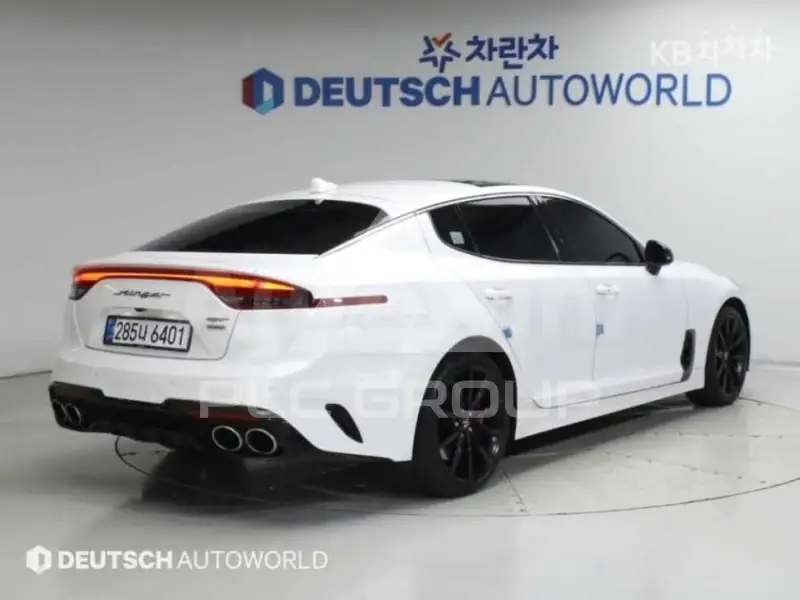 2020 KIA Stinger