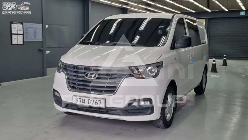 2020 Hyundai Starex