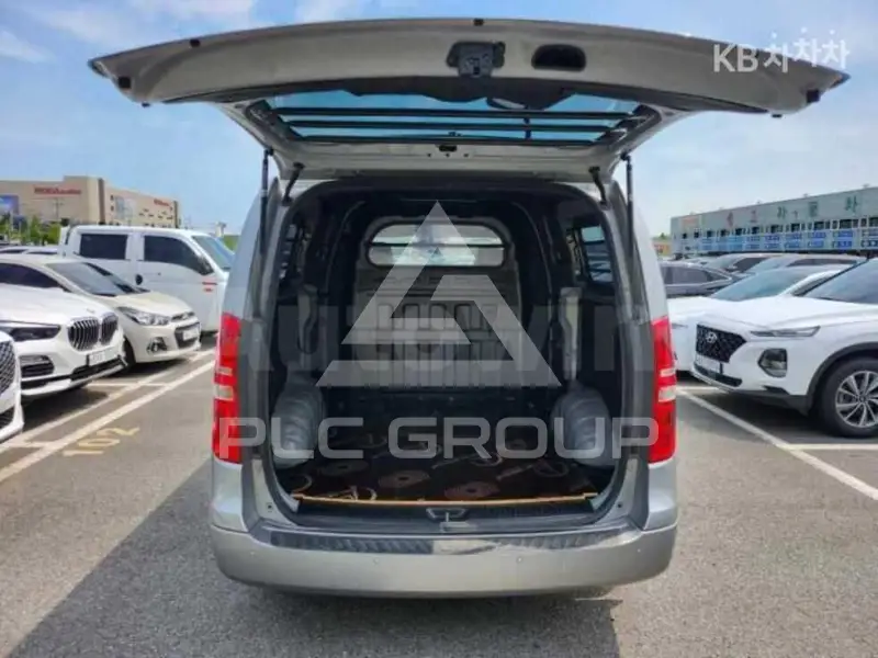 2020 Hyundai Starex